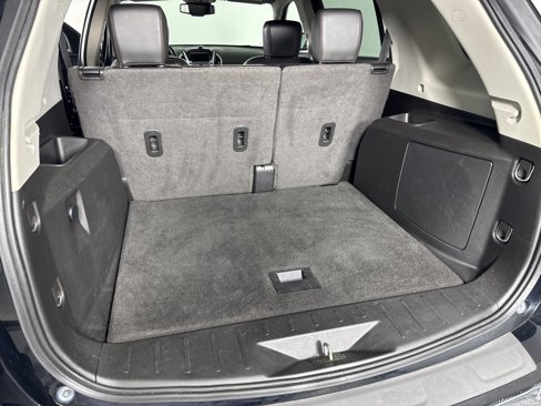 Used 2017 GMC Terrain SLT image 31