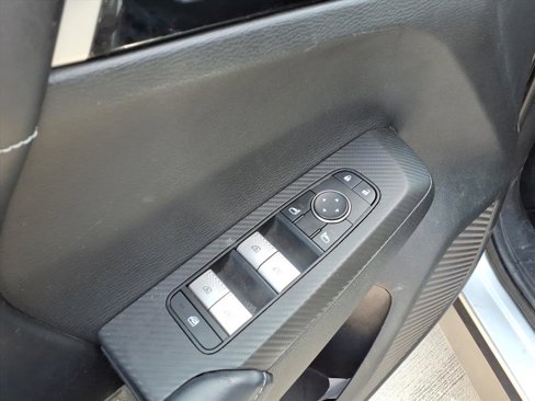 Used 2022 Mitsubishi Outlander SE image 19