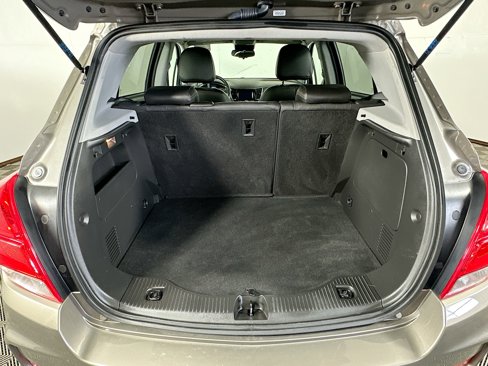 Used 2020 Chevrolet Trax LT w/ LT Convenience Package image 22
