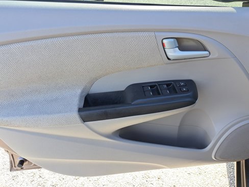 Used 2014 Honda Insight EX image 12
