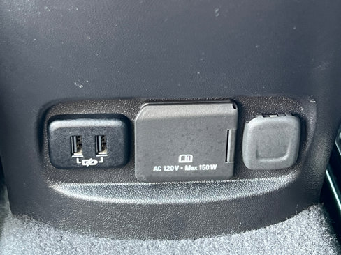 Used 2017 Chevrolet Malibu LT w/ Leather Package image 34
