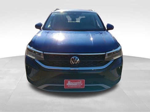 Used 2024 Volkswagen Taos SE image 10