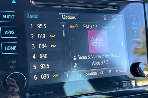 Used 2017 Toyota Prius Four image 20