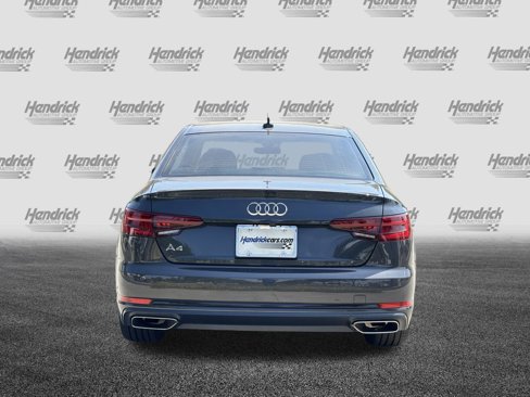 Used 2019 Audi A4 2.0T Premium image 9