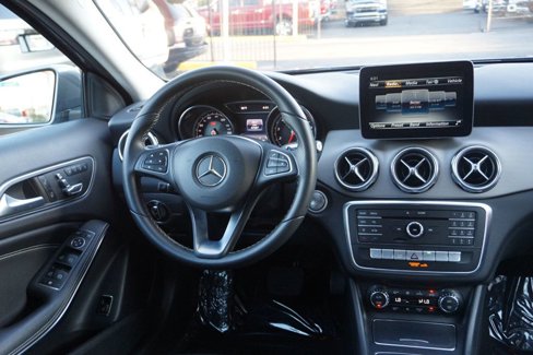 Used 2018 Mercedes-Benz GLA 250 4MATIC image 39