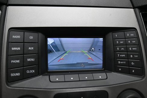 Used 2016 Ford Taurus SE image 13