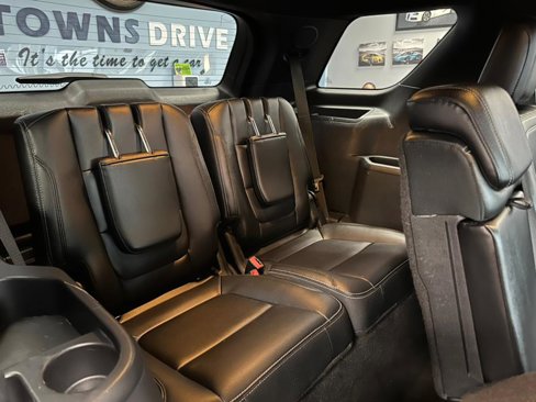 Used 2016 Ford Explorer Limited image 28