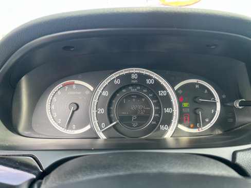 Used 2017 Honda Accord LX image 14