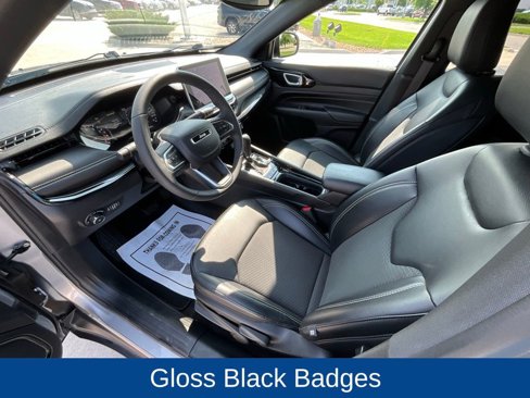 Used 2023 Jeep Compass Altitude image 14