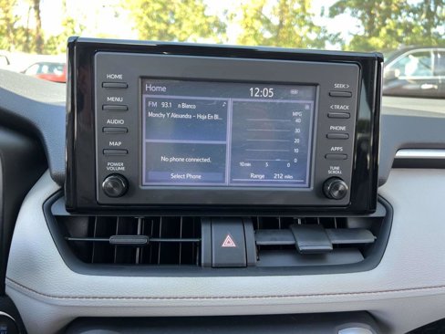 Used 2019 Toyota RAV4 XLE image 24