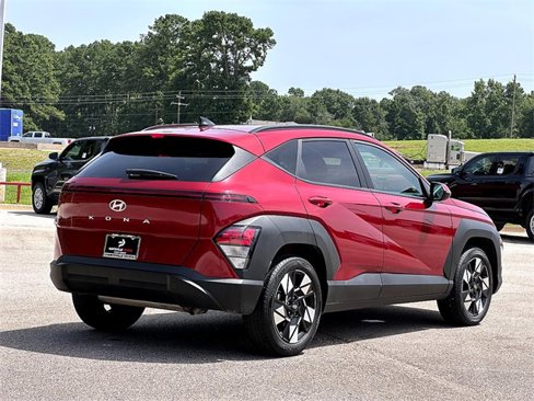Used 2025 Hyundai Kona SEL image 8