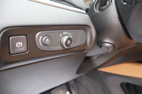 Used 2018 Buick Enclave Premium w/ Experience Buick Package image 17