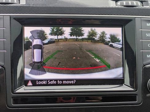 Used 2015 Volkswagen GTI SE w/ Lighting Package (SEL) image 13