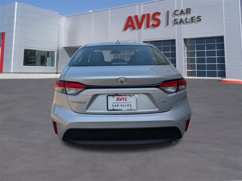 Used 2024 Toyota Corolla LE image 7