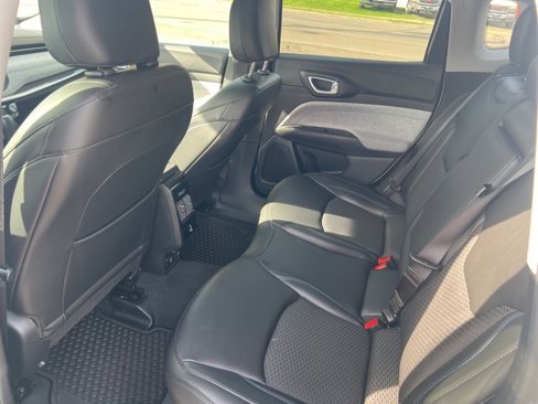 Used 2022 Jeep Compass Latitude w/ Convenience Group image 19