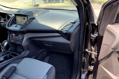 Used 2019 Ford Escape SE image 17