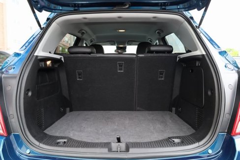 Used 2020 Chevrolet Trax LT w/ Driver Confidence Package image 24