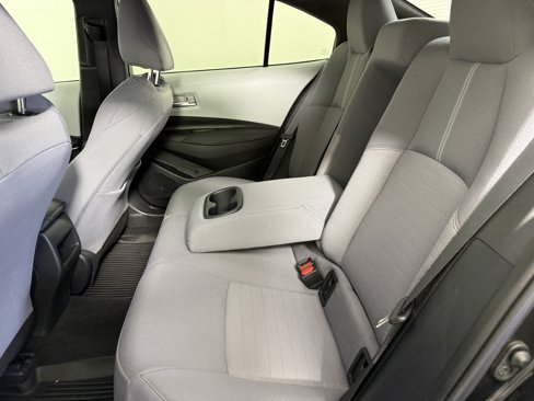Used 2021 Toyota Corolla SE image 15