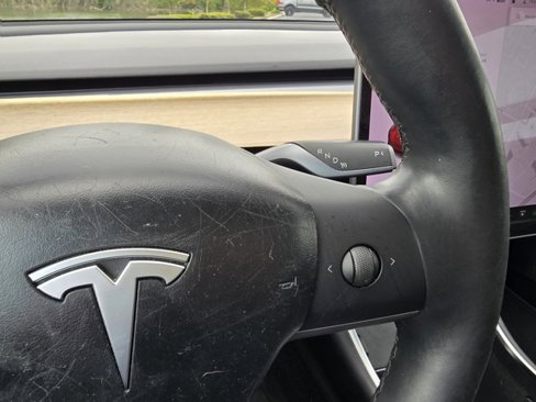 Used 2018 Tesla Model 3 Long Range image 33
