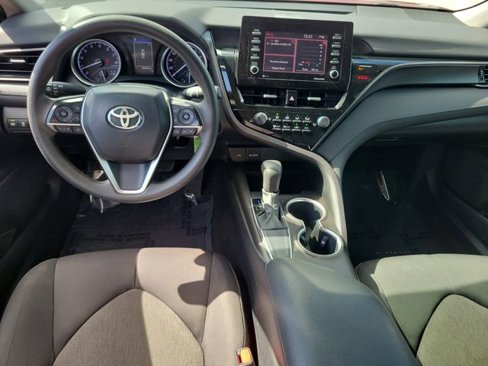 Used 2021 Toyota Camry LE image 15