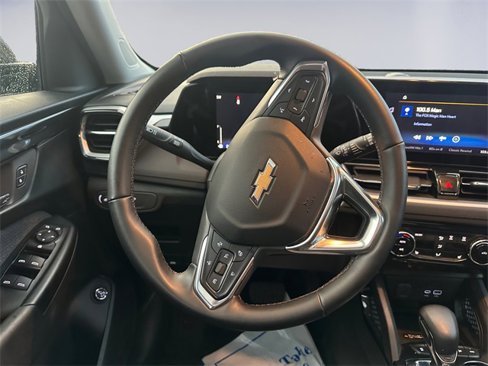 Used 2024 Chevrolet TrailBlazer LT w/ Convenience Package image 12