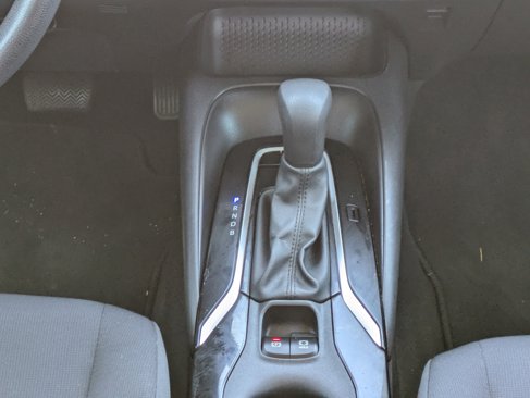 Used 2021 Toyota Corolla LE w/ LE Convenience Package image 19