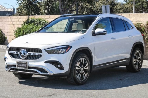 Certified 2025 Mercedes-Benz GLA 250 image 3