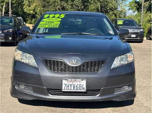 Used 2009 Toyota Camry SE image 2