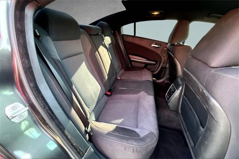 Used 2015 Dodge Charger SXT w/ Driver Confidence Group image 29