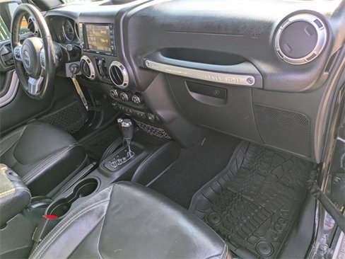 Certified 2016 Jeep Wrangler Unlimited Rubicon image 25
