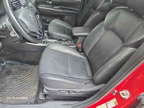Used 2020 Mitsubishi Outlander GT image 21