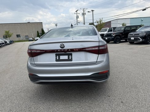 New 2025 Volkswagen Jetta Sport image 4