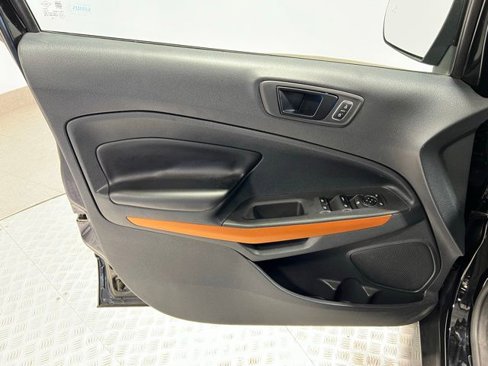 Used 2018 Ford EcoSport SES image 9