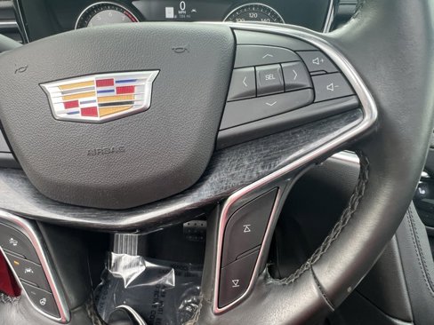 Used 2021 Cadillac XT5 Premium Luxury image 13