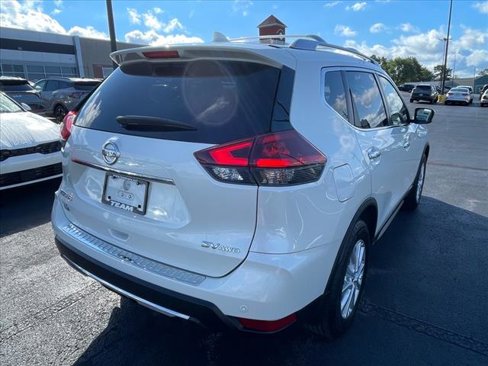 Used 2020 Nissan Rogue SV image 7