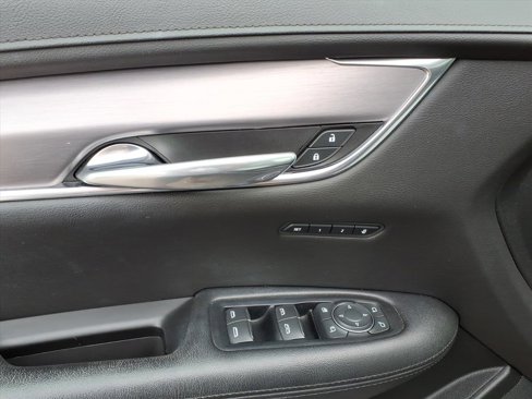 Used 2019 Cadillac XT5 Luxury image 13