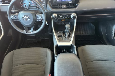 Certified 2022 Toyota RAV4 LE image 6