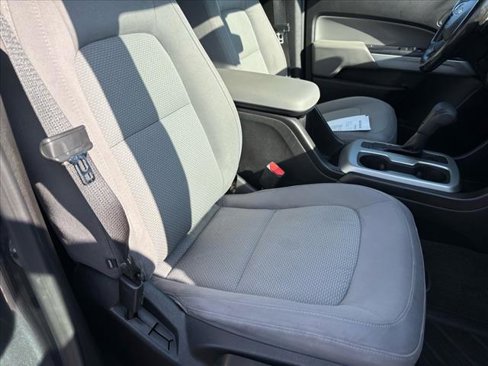 Used 2016 Chevrolet Colorado LT w/ LT Convenience Package image 20