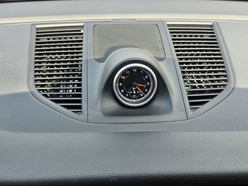 Certified 2021 Porsche Macan image 31