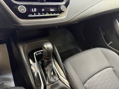 Used 2023 Toyota Corolla SE image 12