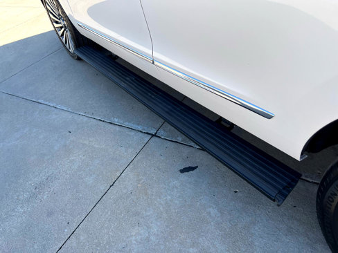 Used 2018 Lincoln Navigator Reserve w/ Technology Package image 26