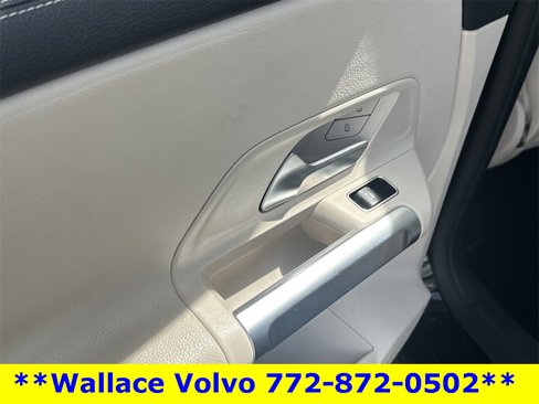 Used 2023 Mercedes-Benz GLB 250 image 11
