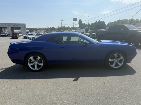 Used 2018 Dodge Challenger SXT w/ Super Sport Group (SS/T) image 2