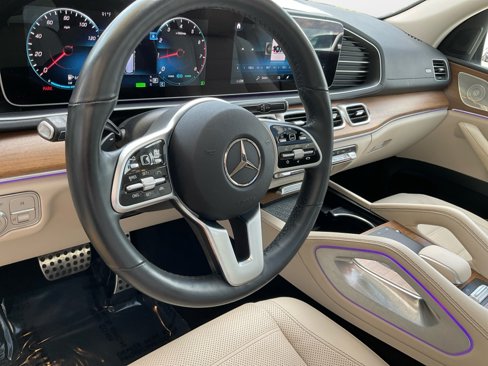 Used 2022 Mercedes-Benz GLS 450 4MATIC image 12