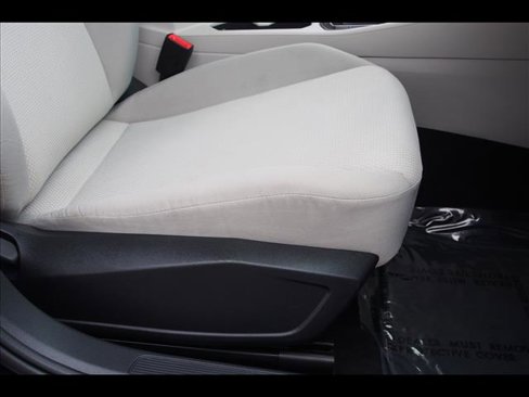 Used 2019 Volkswagen Jetta S image 12