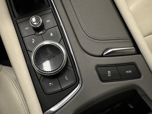 Used 2023 Cadillac XT6 Premium Luxury image 32
