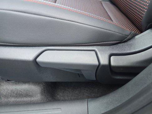 New 2025 Nissan Kicks SR w/ SR Premium Package image 25