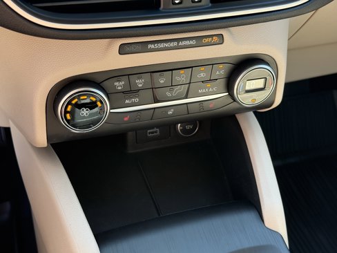Used 2020 Ford Escape SEL image 22