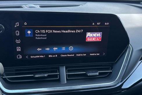 New 2025 Chevrolet Trax ACTIV w/ Sunroof Package image 23