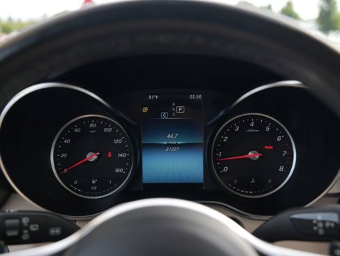 Certified 2022 Mercedes-Benz GLC 300 4MATIC w/ Premium Package Lite image 24
